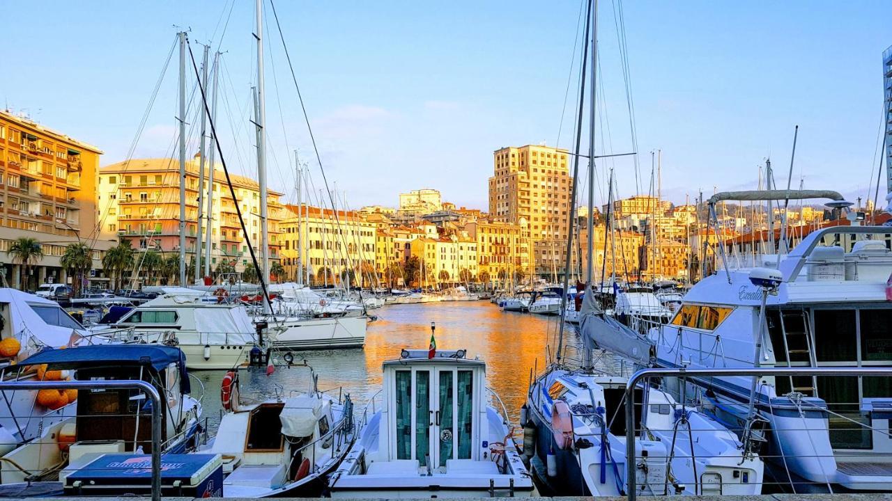 Villa Appuntamento Al porto Savona Exterior foto